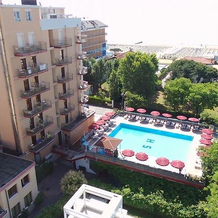 Hotel Sofia Лидо ди Йезоло Екстериор снимка