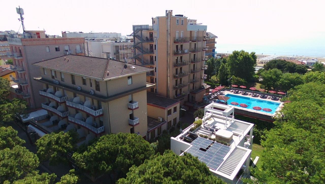 Hotel Sofia Лидо ди Йезоло Екстериор снимка