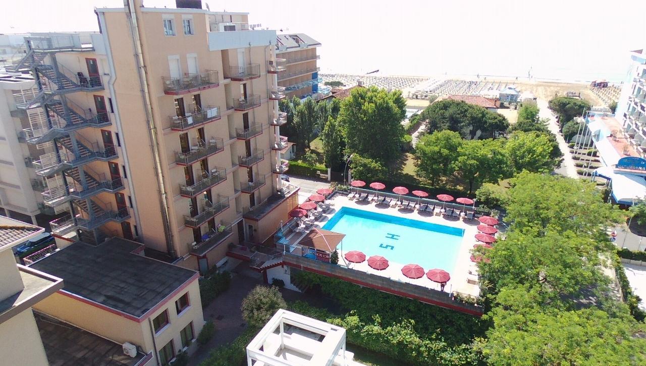 Hotel Sofia Лидо ди Йезоло Екстериор снимка