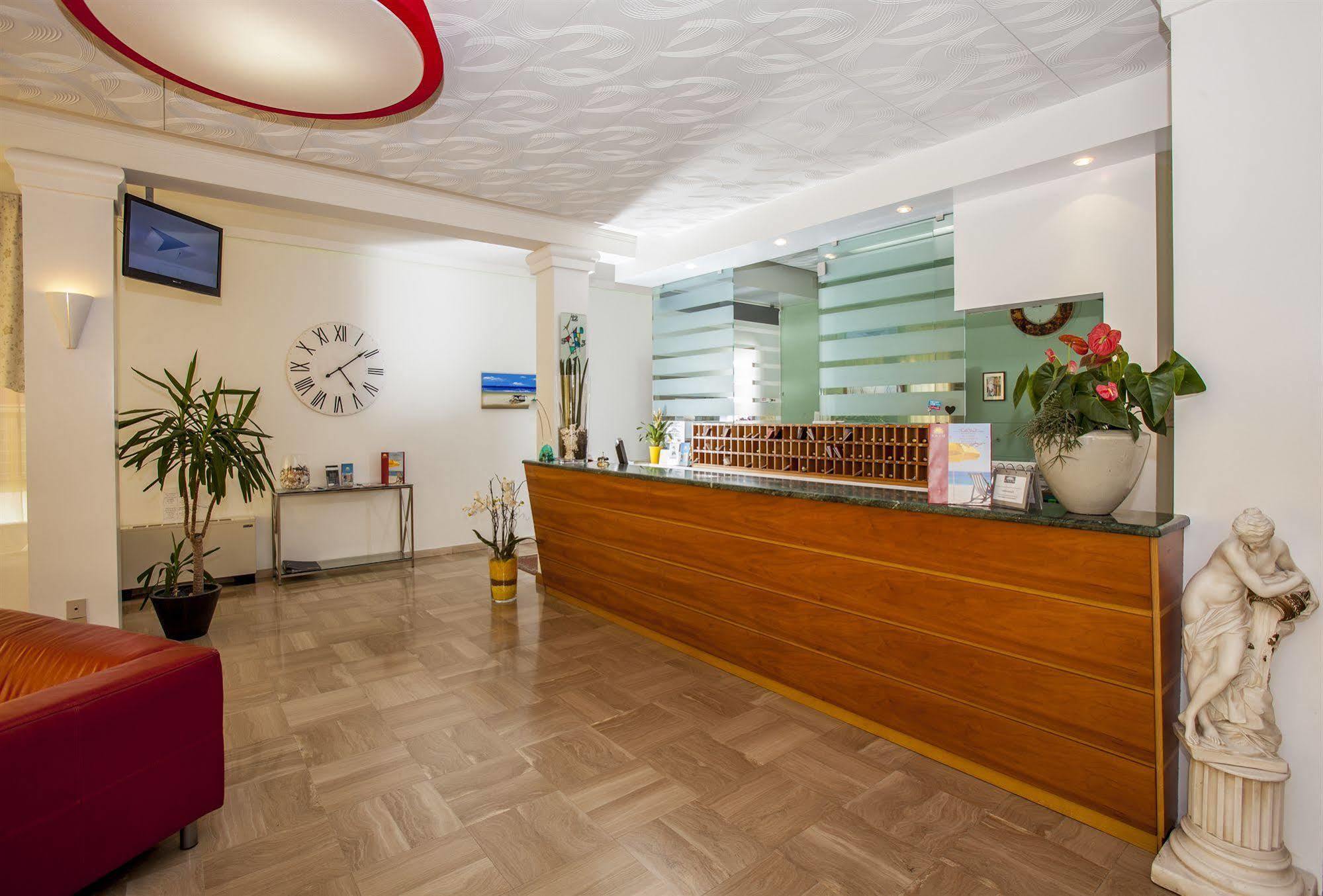 Hotel Sofia Лидо ди Йезоло Екстериор снимка